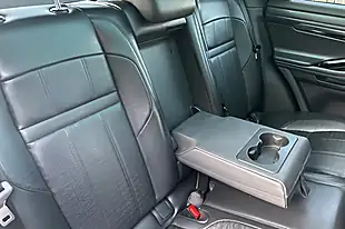 Used 2021 Land Rover Range Rover Evoque R-Dynamic Hse Silver - Interior and Exterior details 16