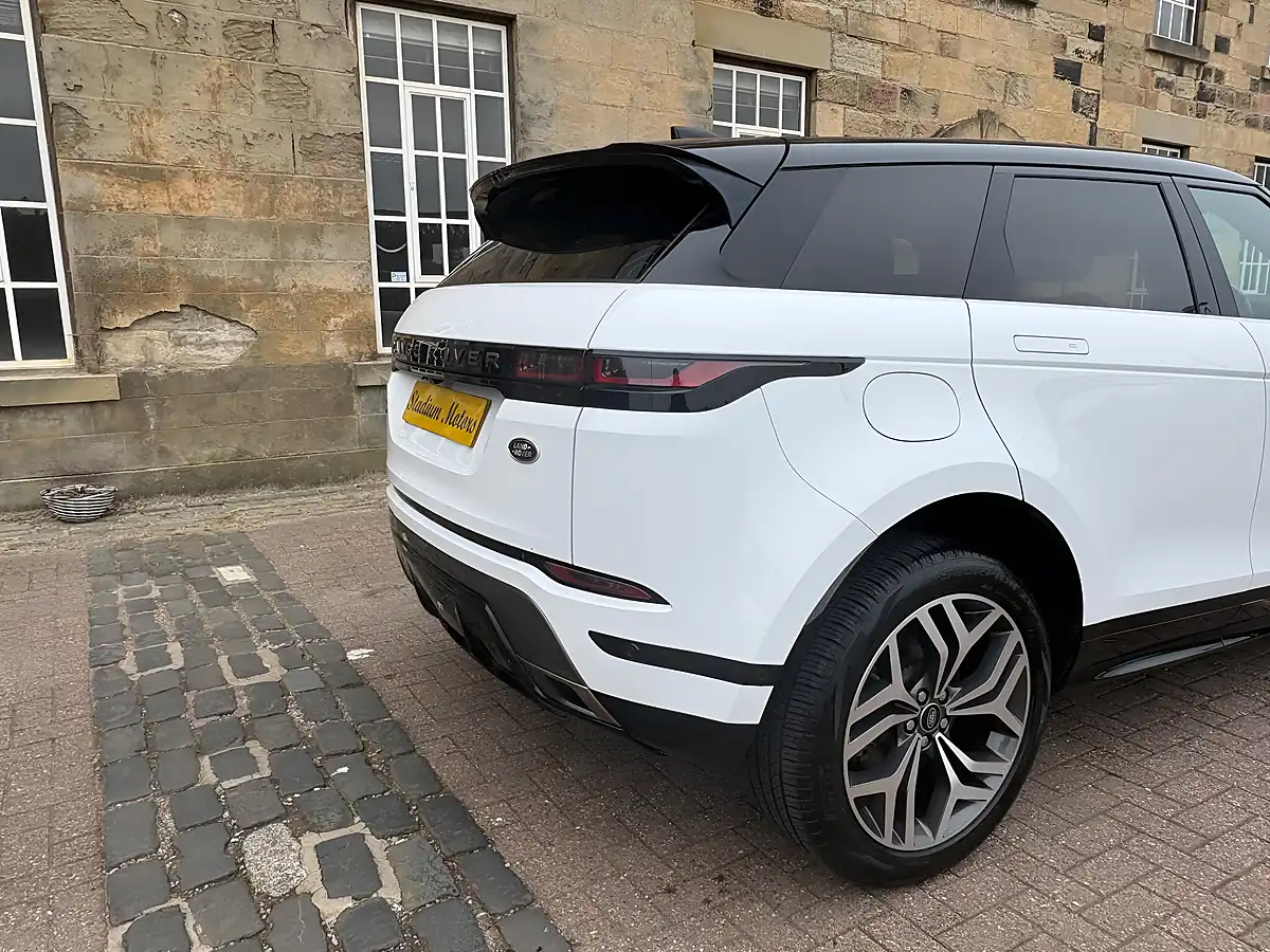 Used 2021 Land Rover Range Rover Evoque R-Dynamic Hse White - Interior and Exterior details 17