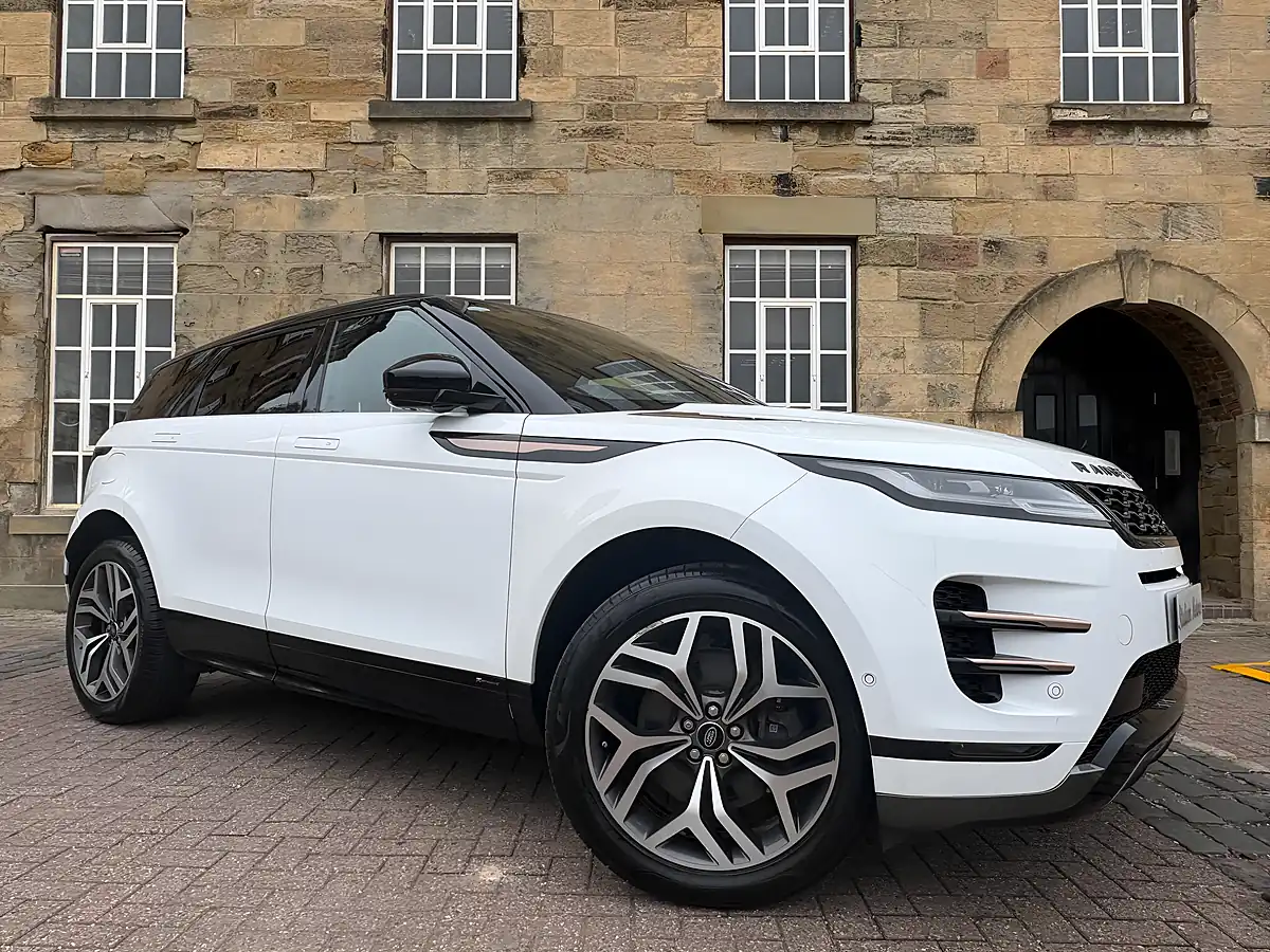 Used 2021 Land Rover Range Rover Evoque R-Dynamic Hse White - Interior and Exterior details 4