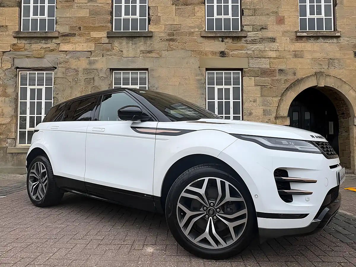 Used 2021 Land Rover Range Rover Evoque R-Dynamic Hse White - Interior and Exterior details 6