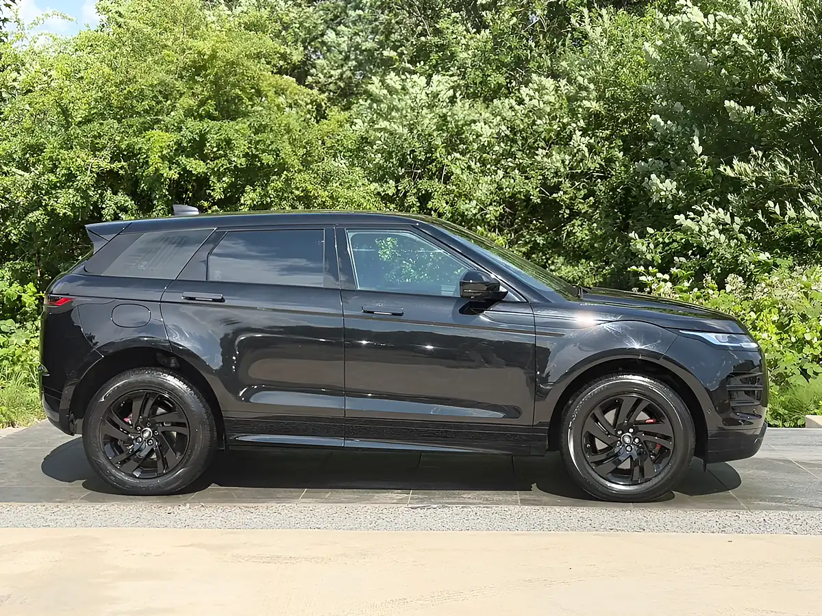 Used 2021 Land Rover Range Rover Evoque R-Dynamic S Black - Interior and Exterior details 8