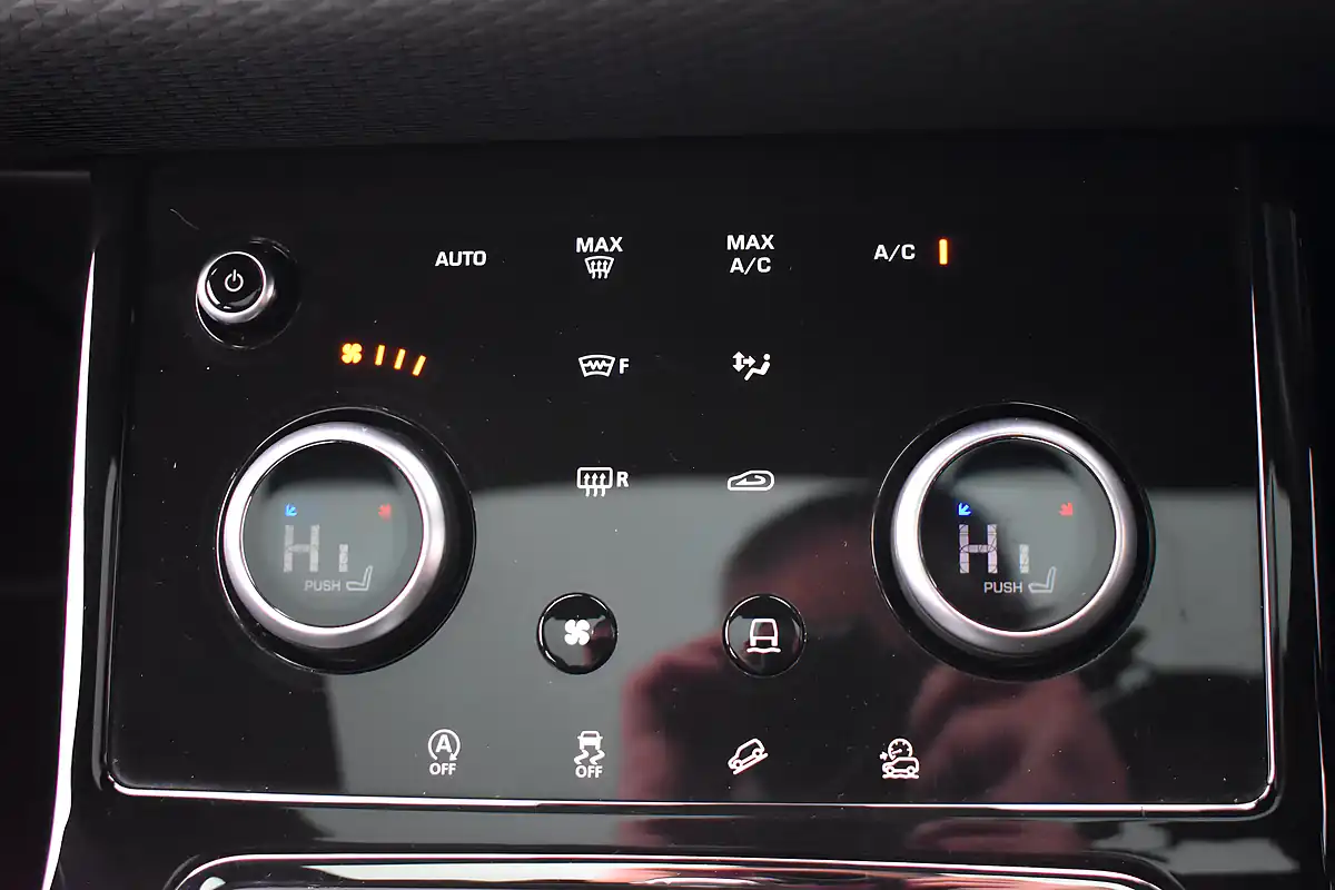Used 2021 Land Rover Range Rover Evoque R-Dynamic S Santorini Black - Interior and Exterior details 13