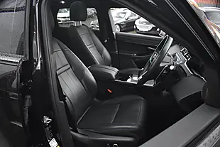 Used 2021 Land Rover Range Rover Evoque R-Dynamic S Santorini Black - Interior and Exterior details 7