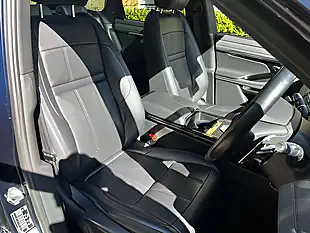 Used 2021 Land Rover Range Rover Evoque R-Dynamic Se Portofino Blue - Interior and Exterior details 18