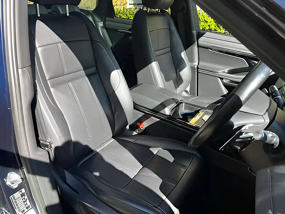 Used 2021 Land Rover Range Rover Evoque R-Dynamic Se Portofino Blue - Interior and Exterior details 18