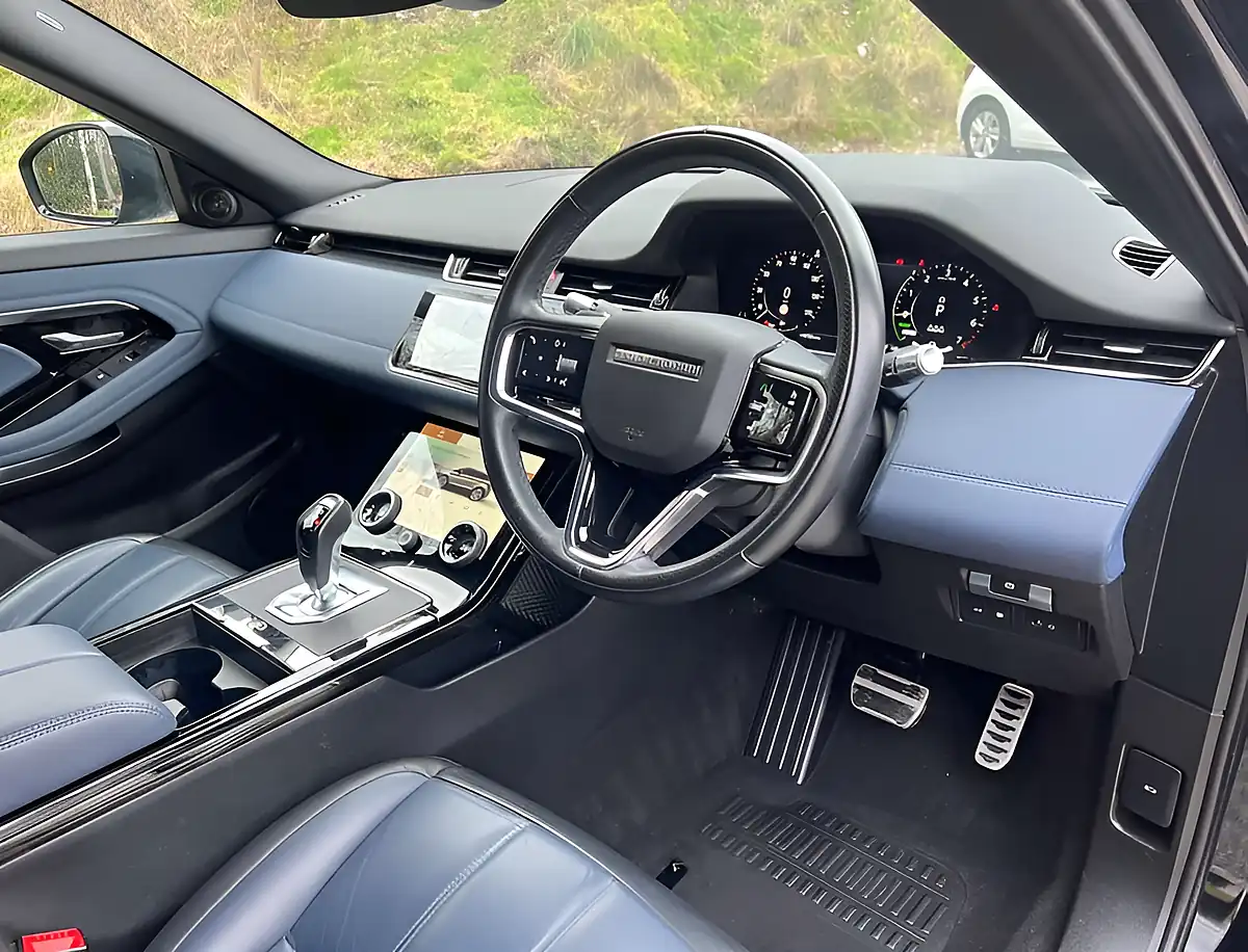 Used 2021 Land Rover Range Rover Evoque R-Dynamic Se Santorini Black - Interior and Exterior details 12