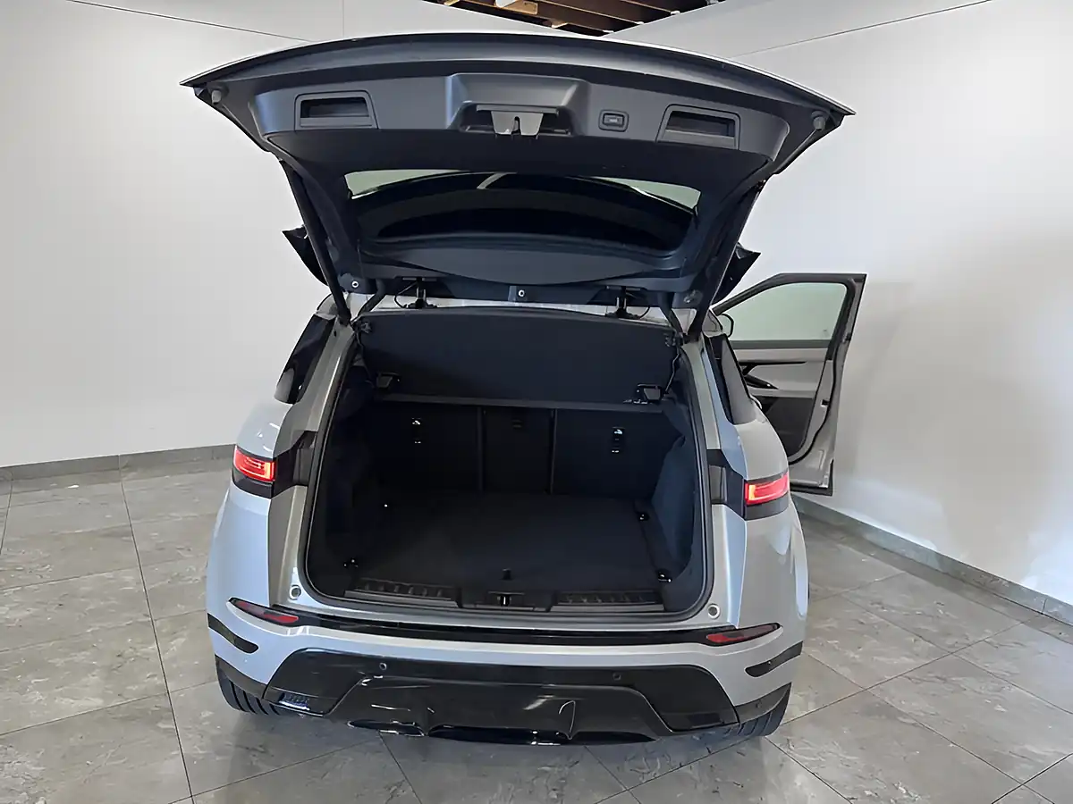 Used 2021 Land Rover Range Rover Evoque R-Dynamic Se Silver - Interior and Exterior details 14