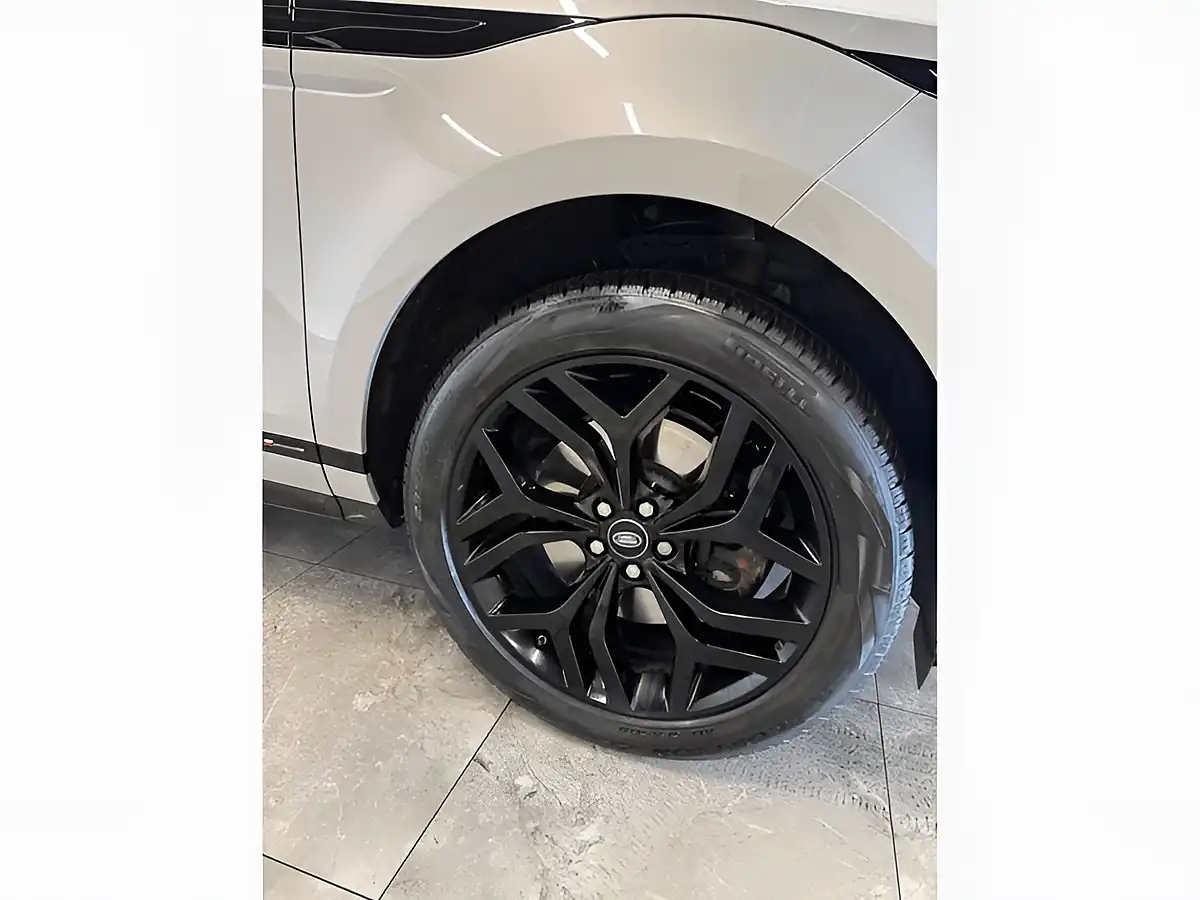 Used 2021 Land Rover Range Rover Evoque R-Dynamic Se Silver - Interior and Exterior details 20
