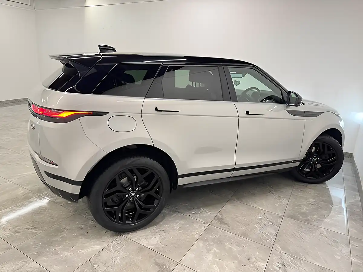 Used 2021 Land Rover Range Rover Evoque R-Dynamic Se Silver - Interior and Exterior details 8