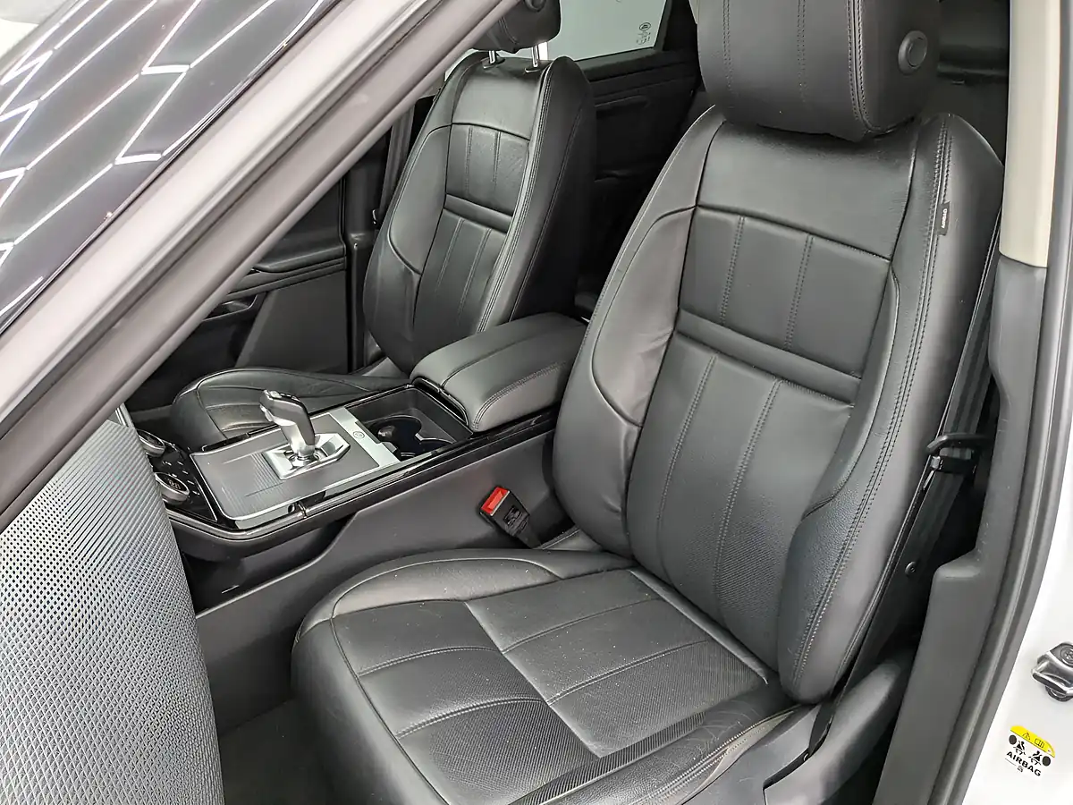 Used 2021 Land Rover Range Rover Evoque S Fuji White - Interior and Exterior details 13