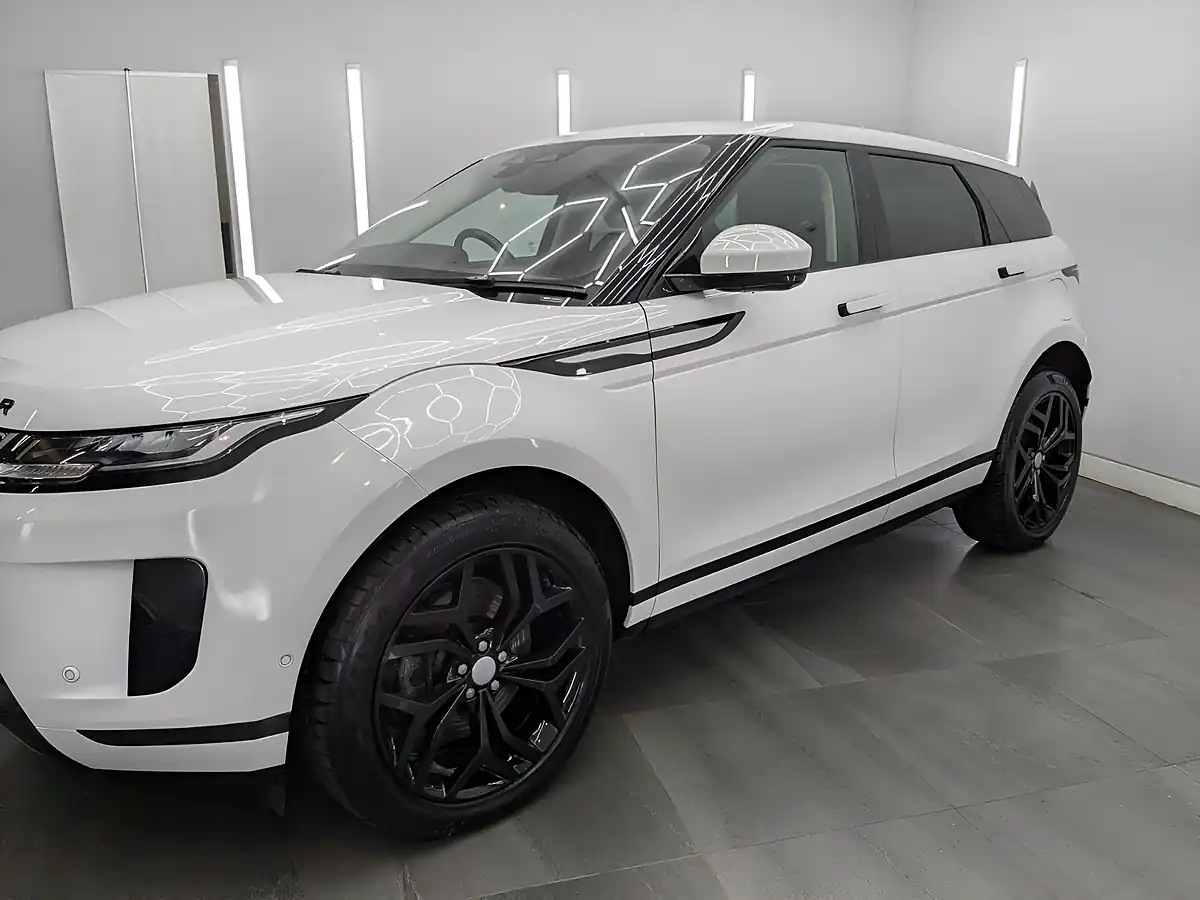 Used 2021 Land Rover Range Rover Evoque S Fuji White - Interior and Exterior details 3