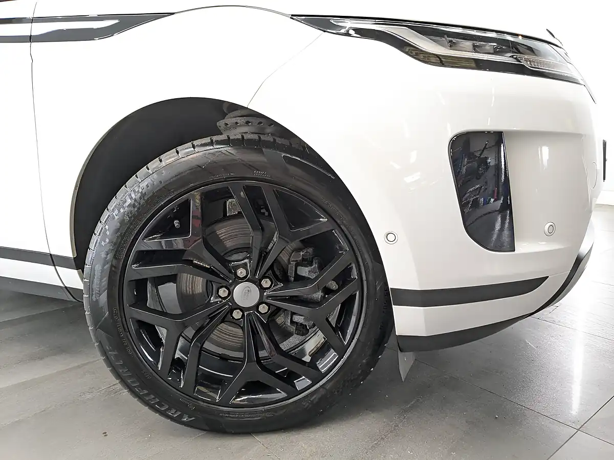 Used 2021 Land Rover Range Rover Evoque S Fuji White - Interior and Exterior details 5