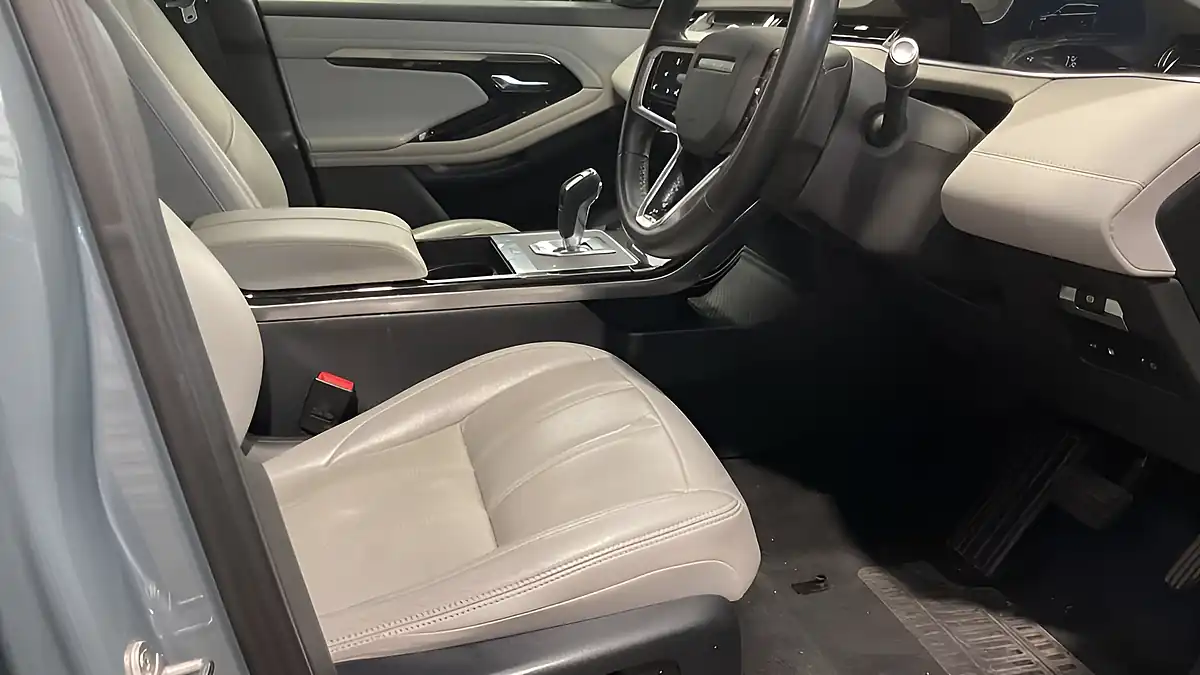 Used 2021 Land Rover Range Rover Evoque Se Grey - Interior and Exterior details 7