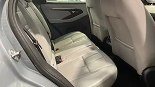 Used 2021 Land Rover Range Rover Evoque Se Grey - Interior and Exterior details 8