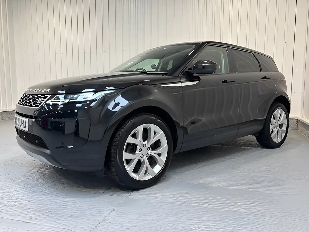 Used 2021 Land Rover Range Rover Evoque Se Santorini Black - Interior and Exterior details 3