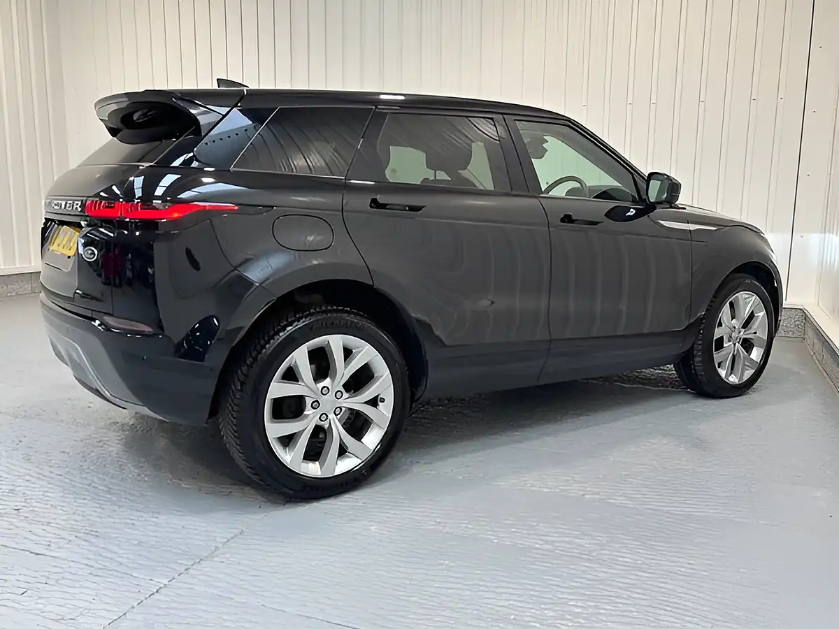Used 2021 Land Rover Range Rover Evoque Se Santorini Black - Interior and Exterior details 7