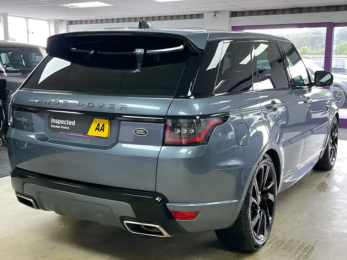 Used 2021 Land Rover Range Rover P400 Hse Hse Dynamic Blue - Front View