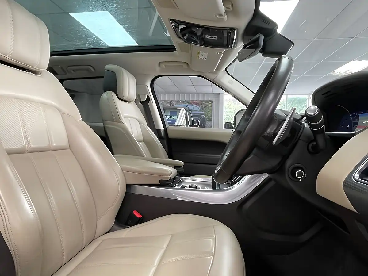 Used 2021 Land Rover Range Rover P400 Hse Hse Dynamic Blue - Interior and Exterior details 10