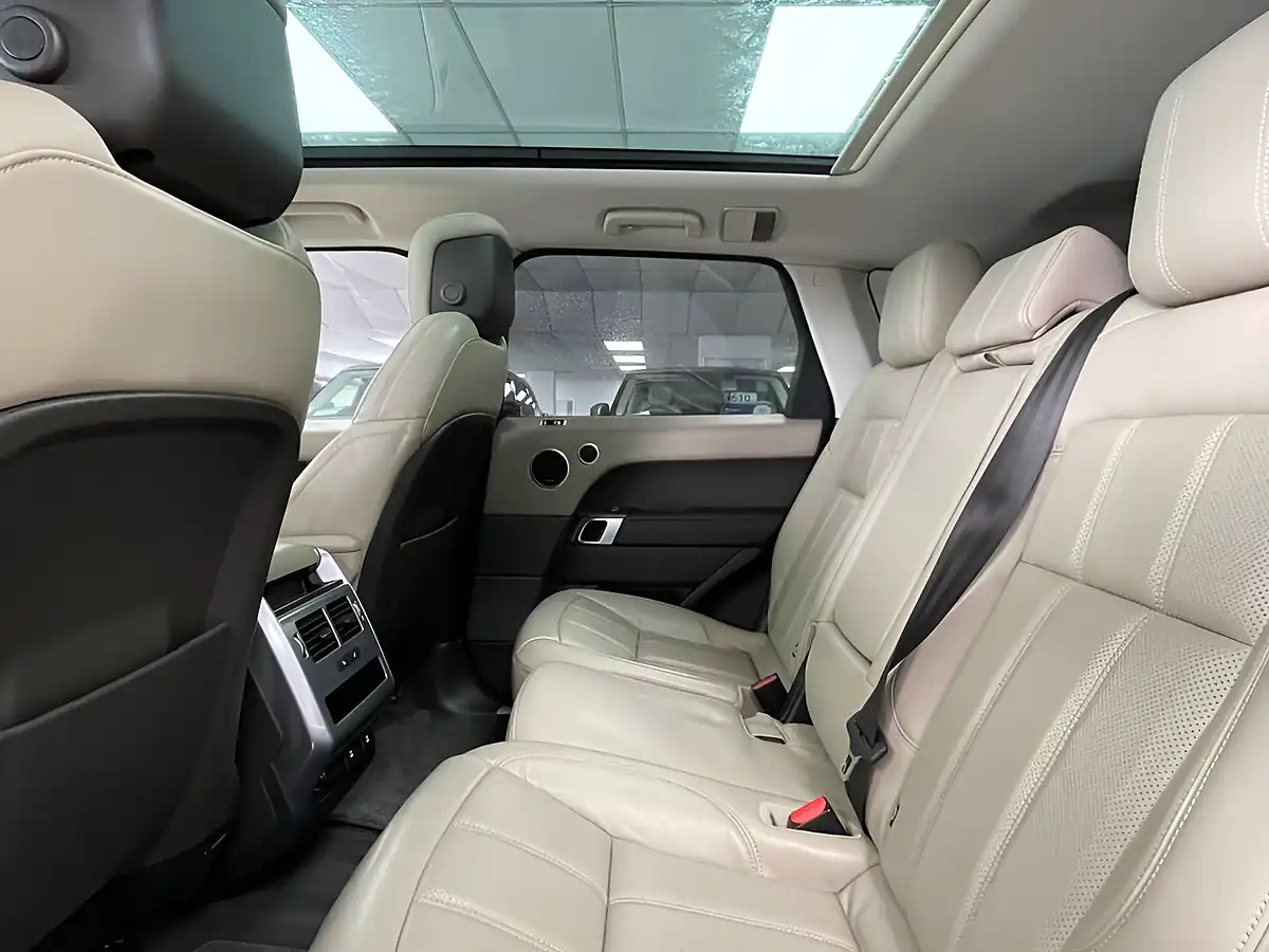 Used 2021 Land Rover Range Rover P400 Hse Hse Dynamic Blue - Interior and Exterior details 12