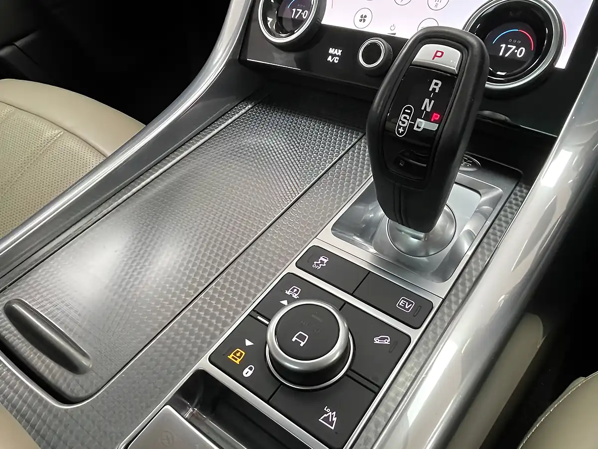 Used 2021 Land Rover Range Rover P400 Hse Hse Dynamic Blue - Interior and Exterior details 20