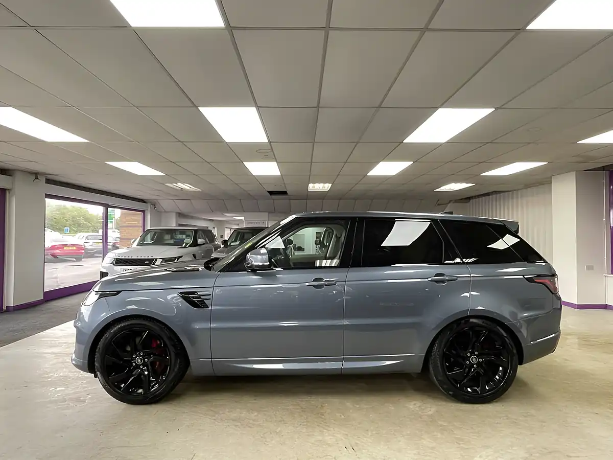 Used 2021 Land Rover Range Rover P400 Hse Hse Dynamic Blue - Interior and Exterior details 3