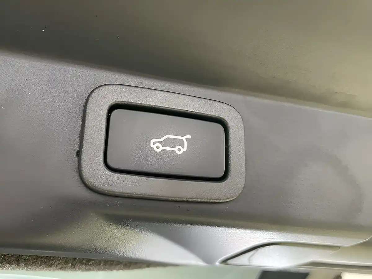 Used 2021 Land Rover Range Rover P400 Hse Hse Dynamic Blue - Interior and Exterior details 7