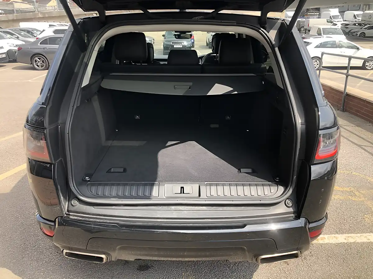 Used 2021 Land Rover Range Rover Sport Hse Dynamic Black - Interior and Exterior details 15