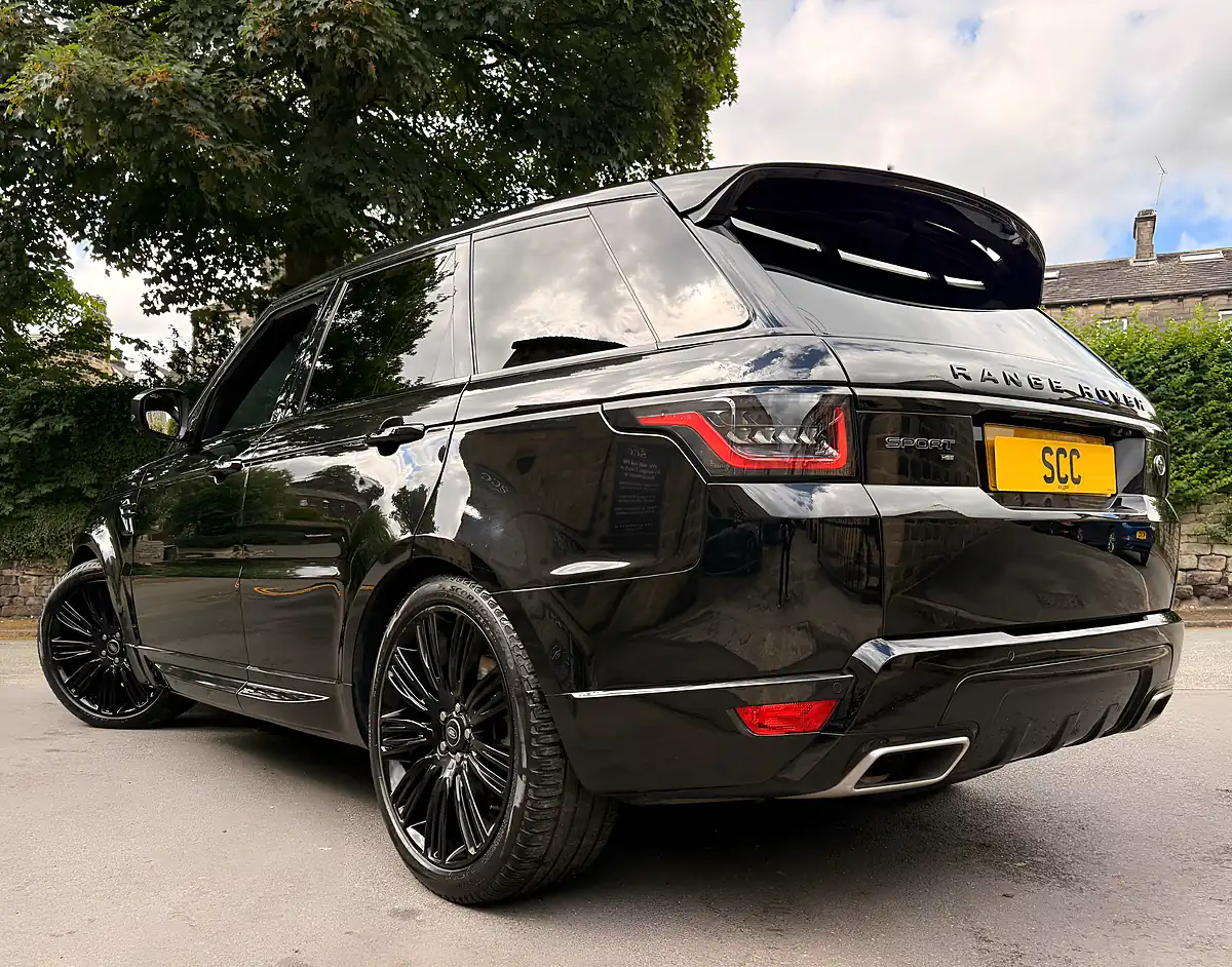 Used 2021 Land Rover Range Rover Sport Hse Dynamic Black Santorini Black - Interior and Exterior details 15