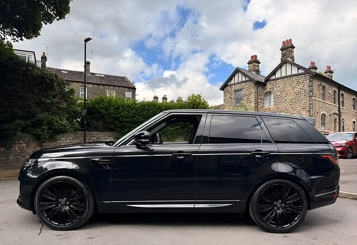 Used 2021 Land Rover Range Rover Sport Hse Dynamic Black Santorini Black - Interior and Exterior details 18