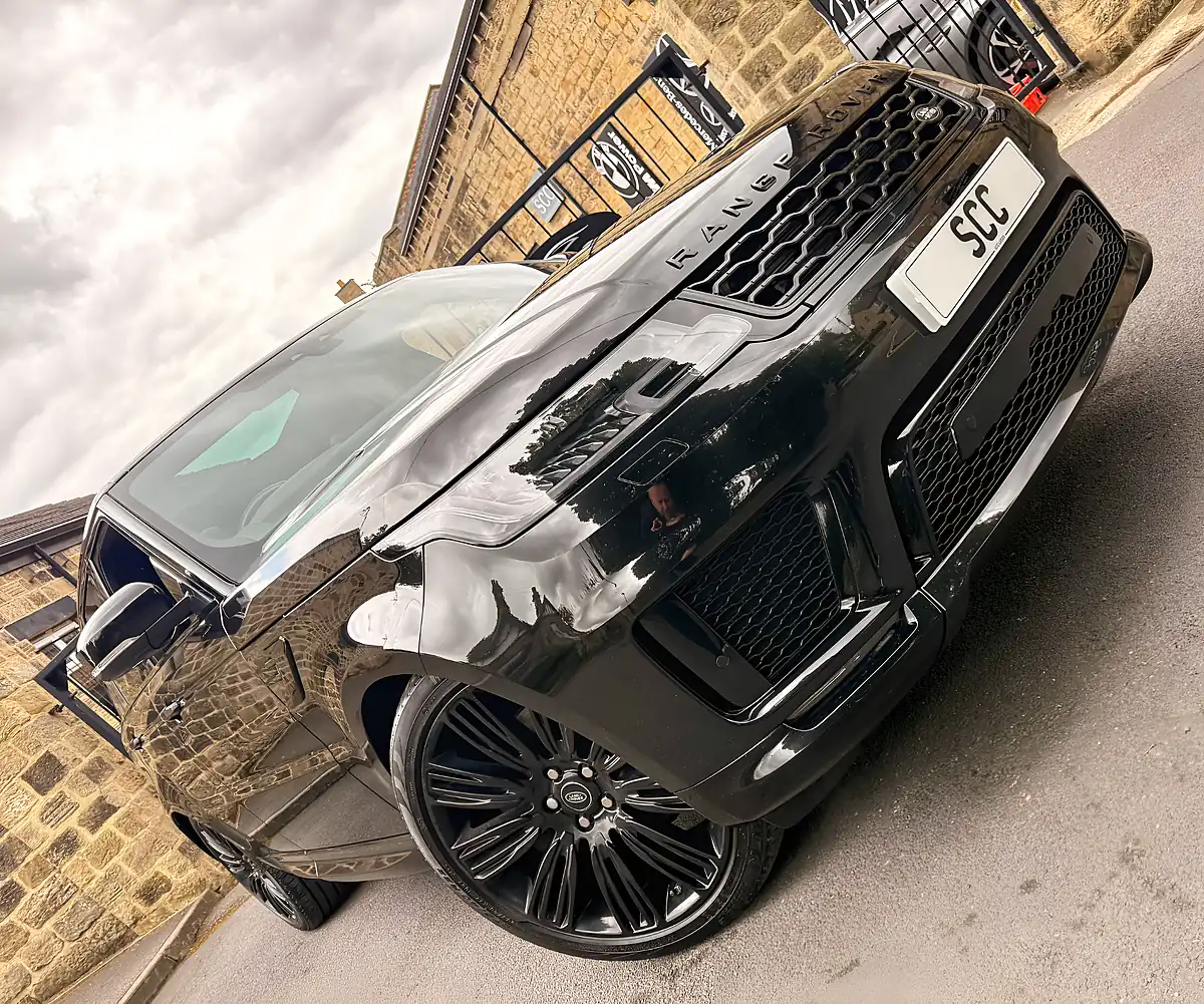Used 2021 Land Rover Range Rover Sport Hse Dynamic Black Santorini Black - Interior and Exterior details 3