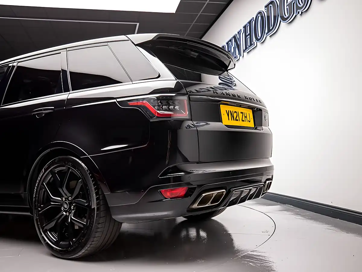 Used 2021 Land Rover Range Rover Sport Svr Black - Interior and Exterior details 12