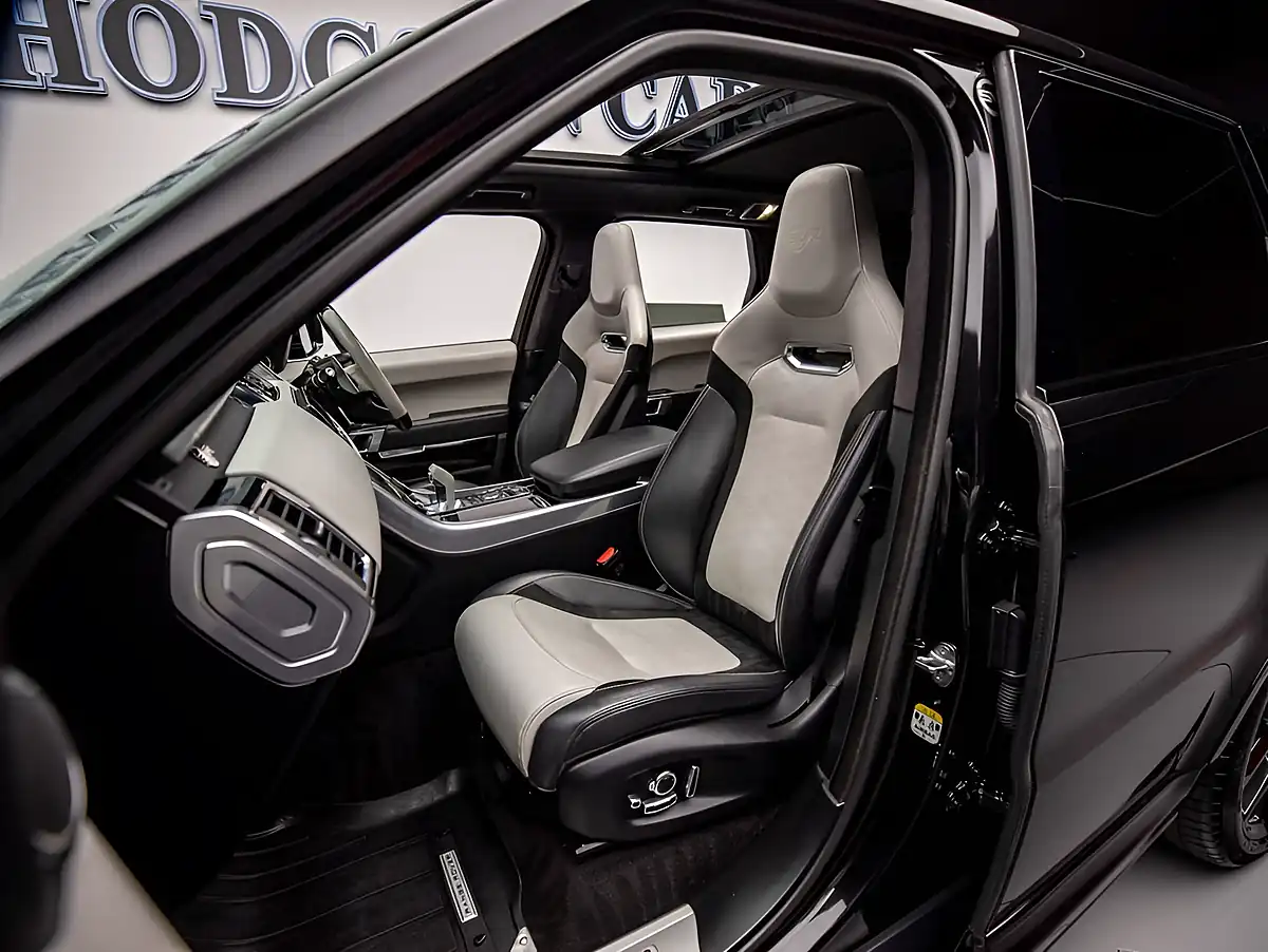 Used 2021 Land Rover Range Rover Sport Svr Black - Interior and Exterior details 16