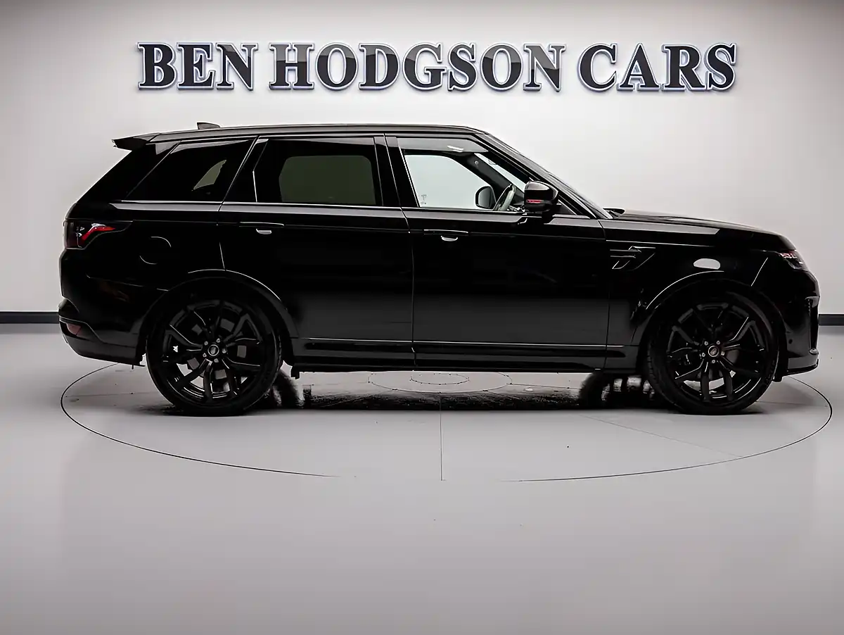 Used 2021 Land Rover Range Rover Sport Svr Black - Interior and Exterior details 6