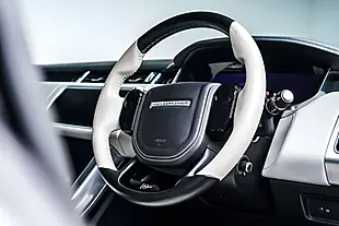 Used 2021 Land Rover Range Rover Sport Svr Black - Interior and Exterior details 17