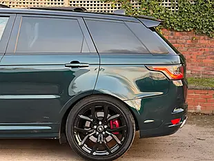 Used 2021 Land Rover Range Rover Sport Svr Carbon Edition Green - Interior and Exterior details 14