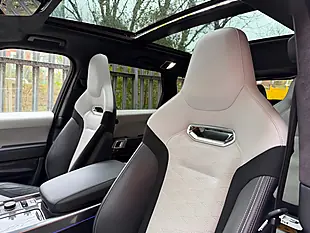 Used 2021 Land Rover Range Rover Sport Svr Carbon Edition Green - Interior and Exterior details 17