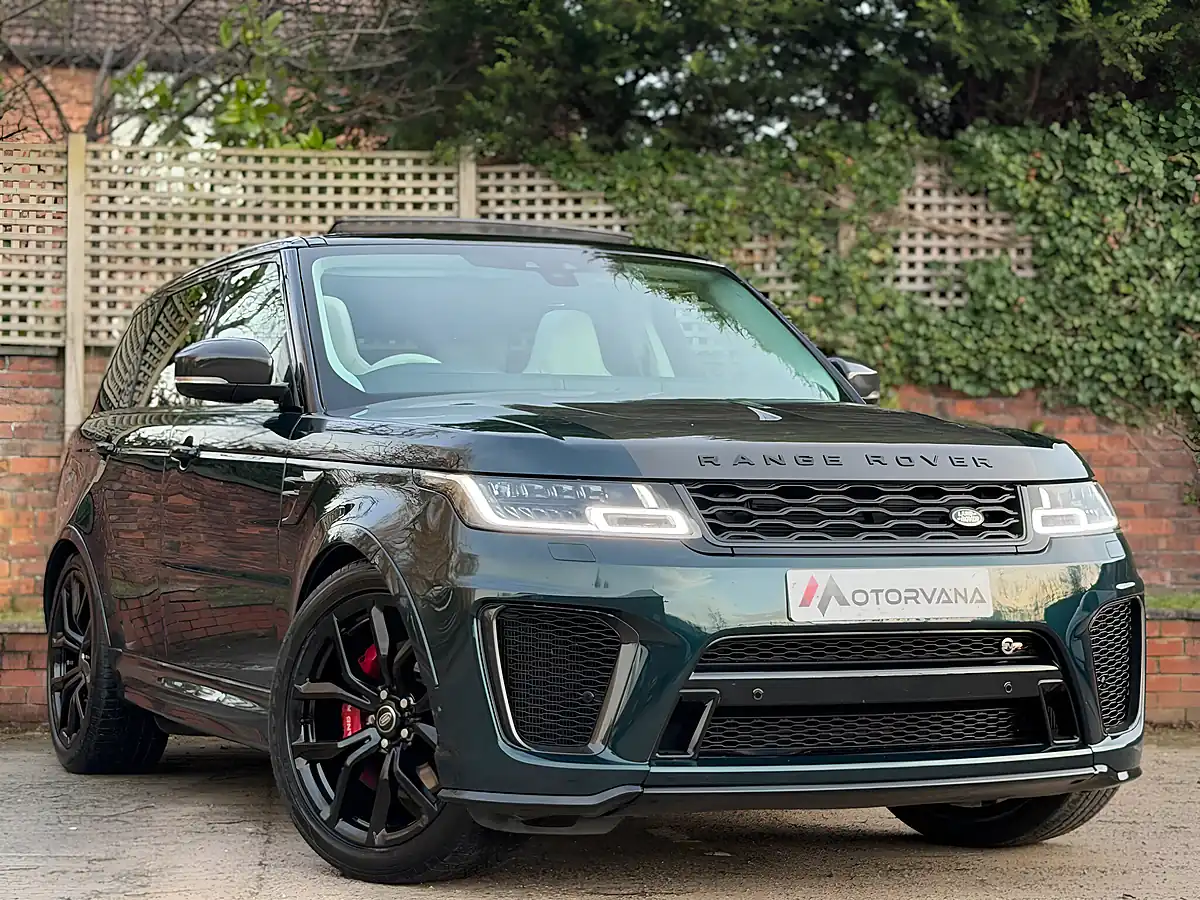 Used 2021 Land Rover Range Rover Sport Svr Carbon Edition Green - Interior and Exterior details 4