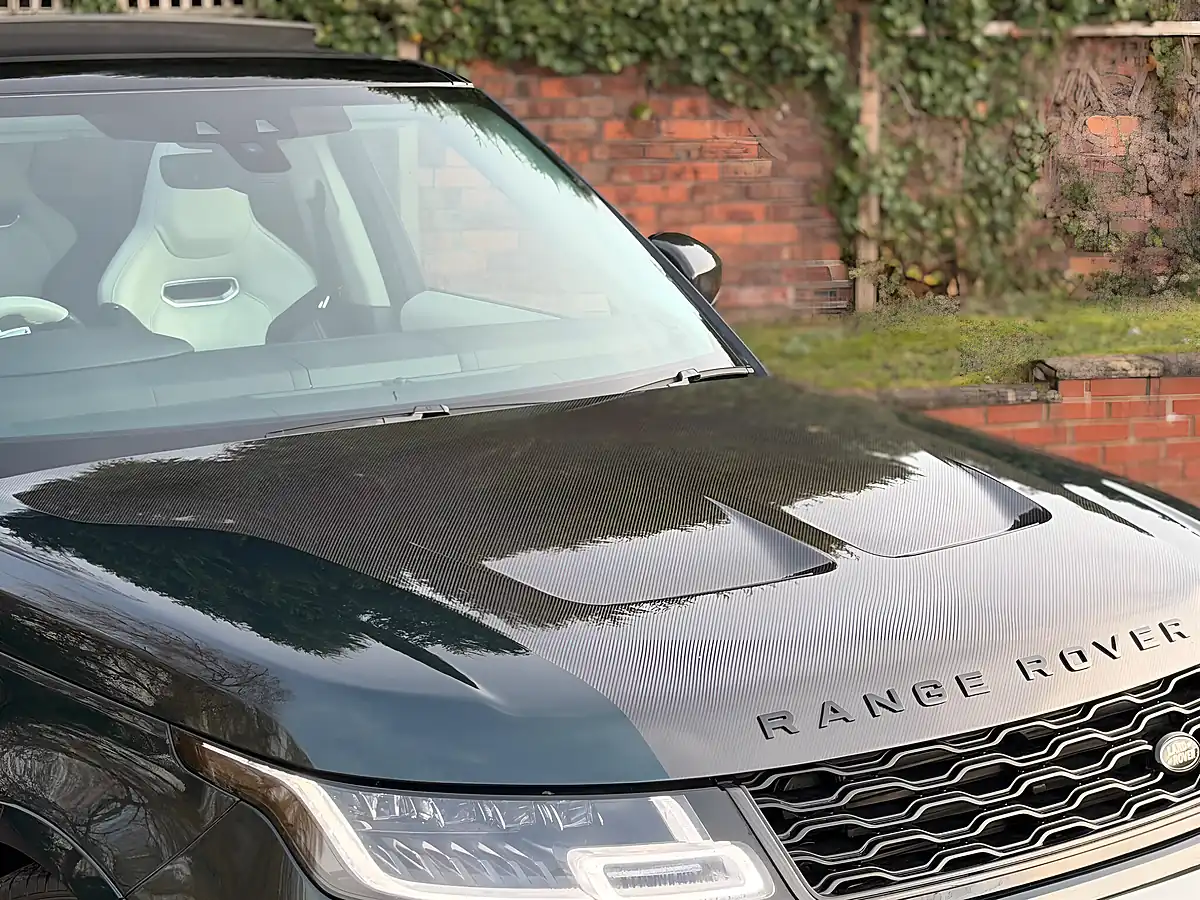 Used 2021 Land Rover Range Rover Sport Svr Carbon Edition Green - Interior and Exterior details 6
