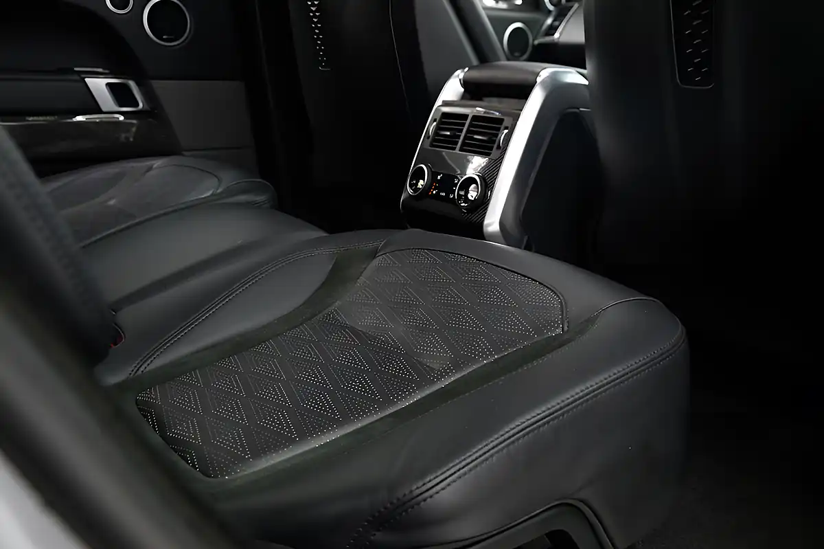 Used 2021 Land Rover Range Rover Sport Svr Carbon Edition Grey - Interior and Exterior details 13