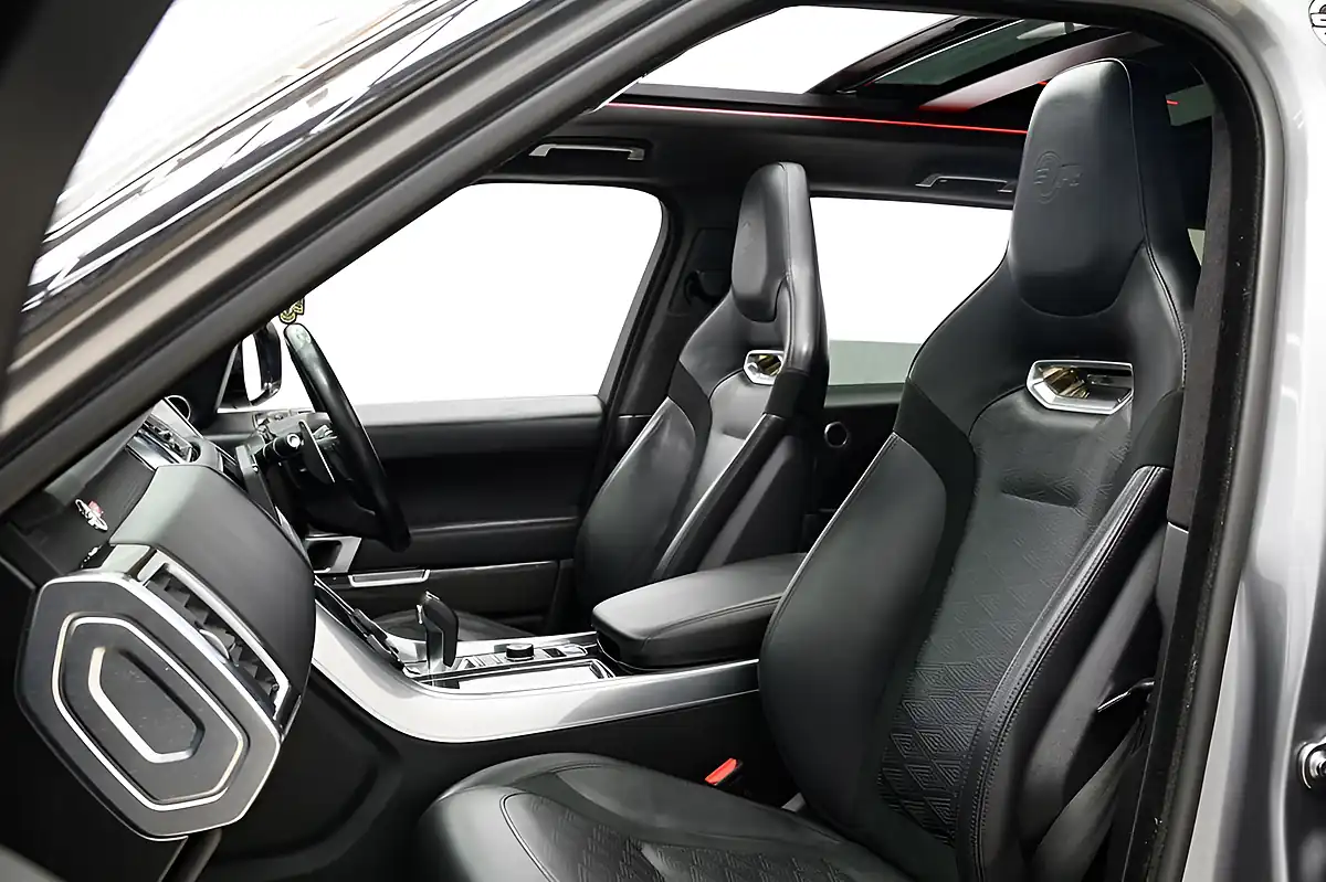 Used 2021 Land Rover Range Rover Sport Svr Carbon Edition Grey - Interior and Exterior details 15