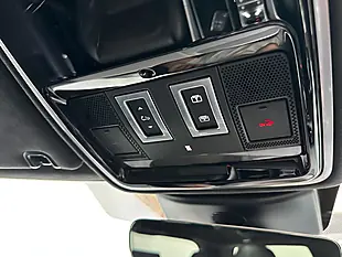 Used 2021 Land Rover Range Rover Sport Svr Santorini Black - Interior and Exterior details 17