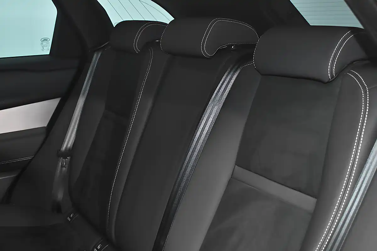 Used 2021 Land Rover Range Rover Velar R-Dynamic Santorini Black - Interior and Exterior details 12