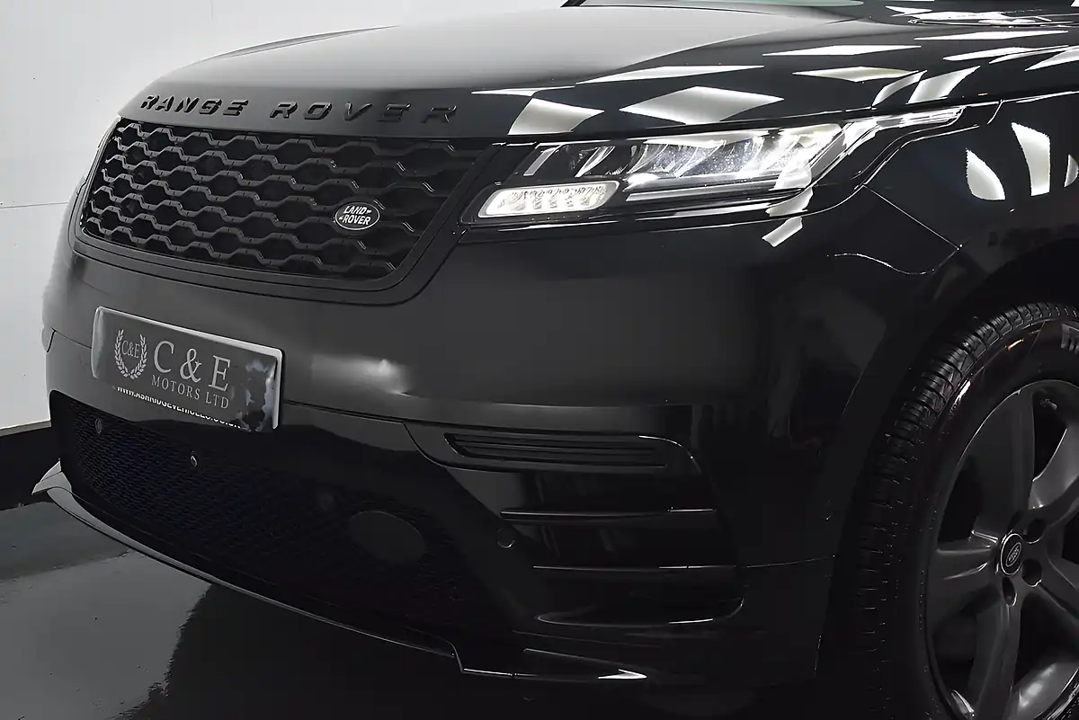 Used 2021 Land Rover Range Rover Velar R-Dynamic Santorini Black - Interior and Exterior details 6