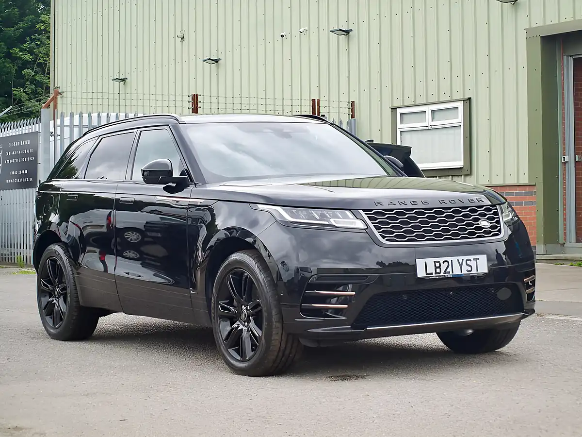 Used 2021 Land Rover Range Rover Velar R-Dynamic Se Black - Interior and Exterior details 5