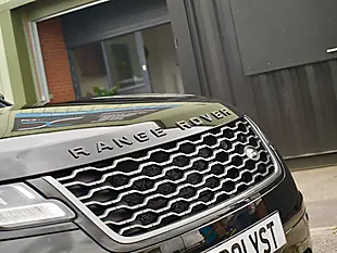 Used 2021 Land Rover Range Rover Velar R-Dynamic Se Black - Interior and Exterior details 7