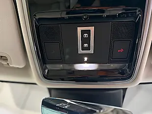 Used 2021 Land Rover Range Rover Vogue Silver - Interior and Exterior details 11
