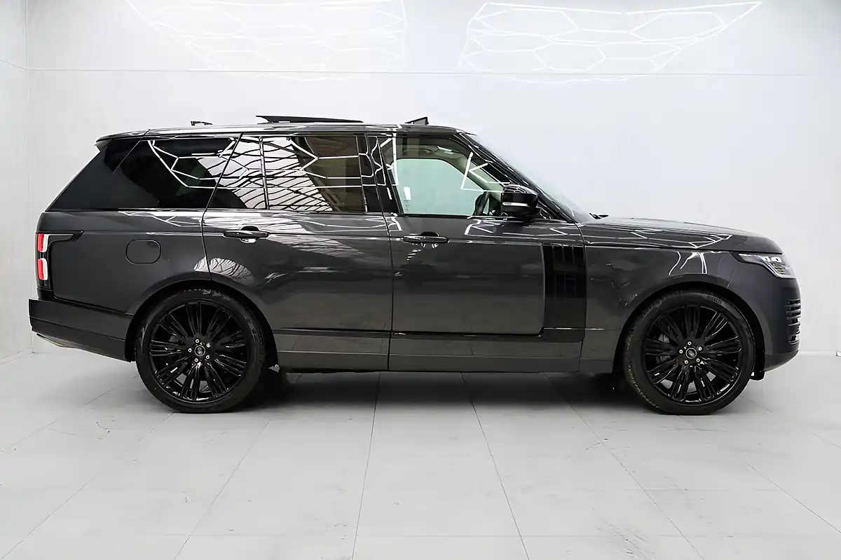 Used 2021 Land Rover Range Rover Westminster Black Grey - Interior and Exterior details 10
