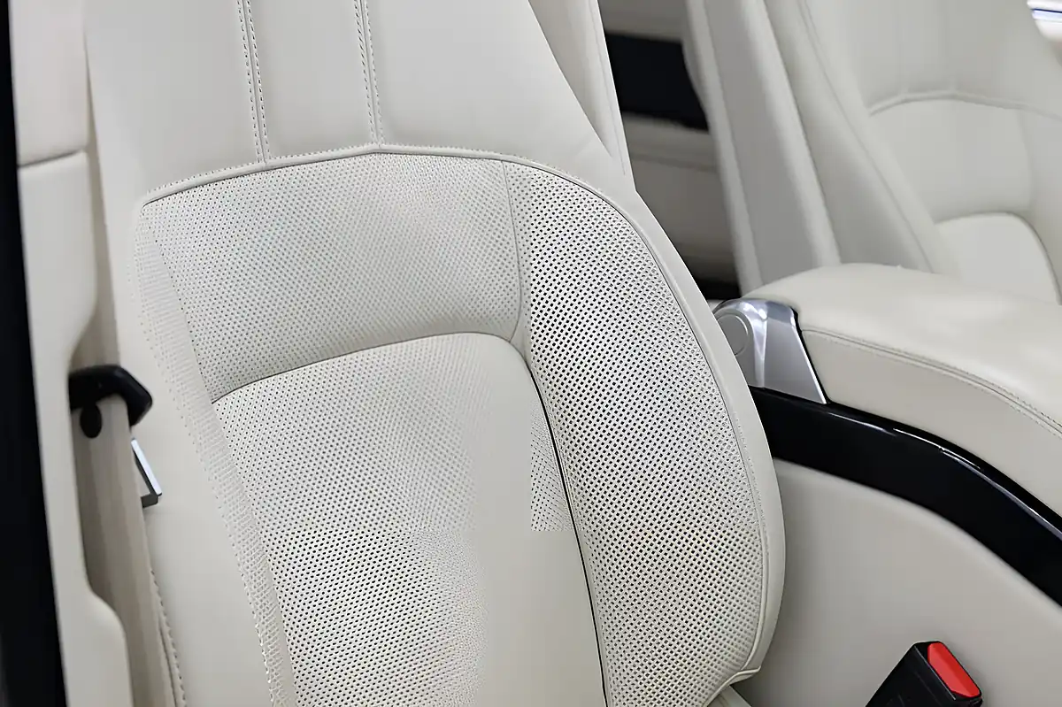 Used 2021 Land Rover Range Rover Westminster Black Grey - Interior and Exterior details 11