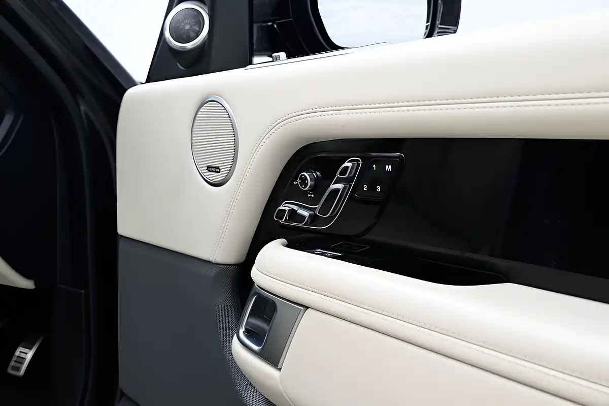 Used 2021 Land Rover Range Rover Westminster Black Grey - Interior and Exterior details 12