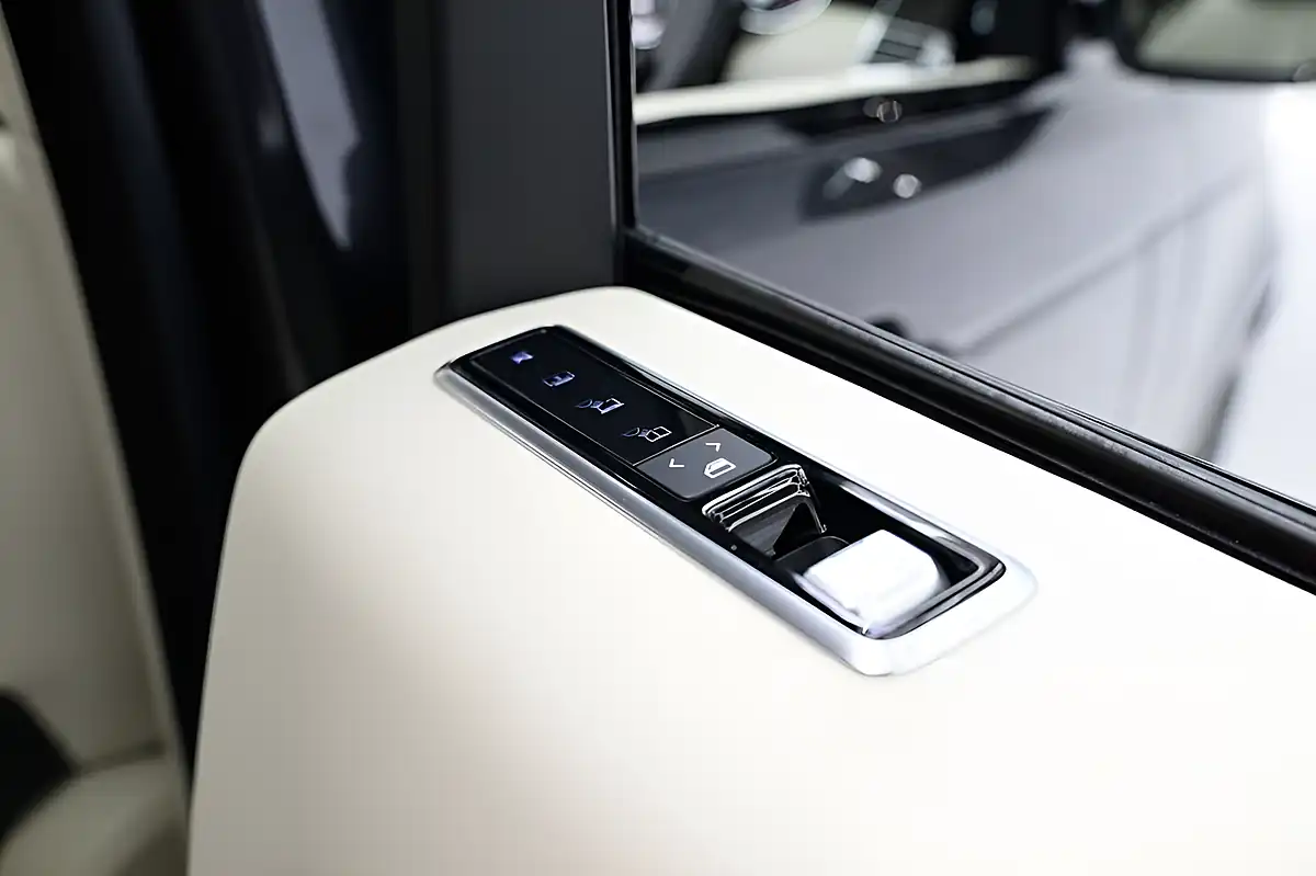 Used 2021 Land Rover Range Rover Westminster Black Grey - Interior and Exterior details 13